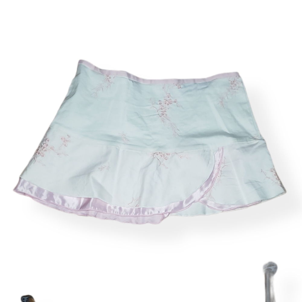 Y2K Embroidered white skirt